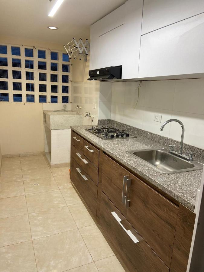 Apartment Vp02: Spacious In Safe Location *